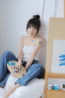 亚精产品一三三菠萝蜜